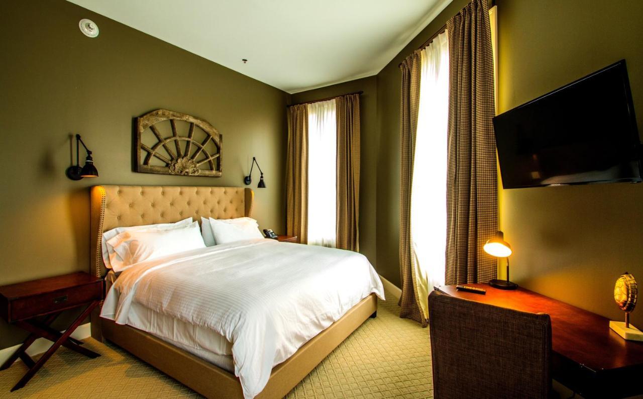Meadows Hotel Fulton Room photo