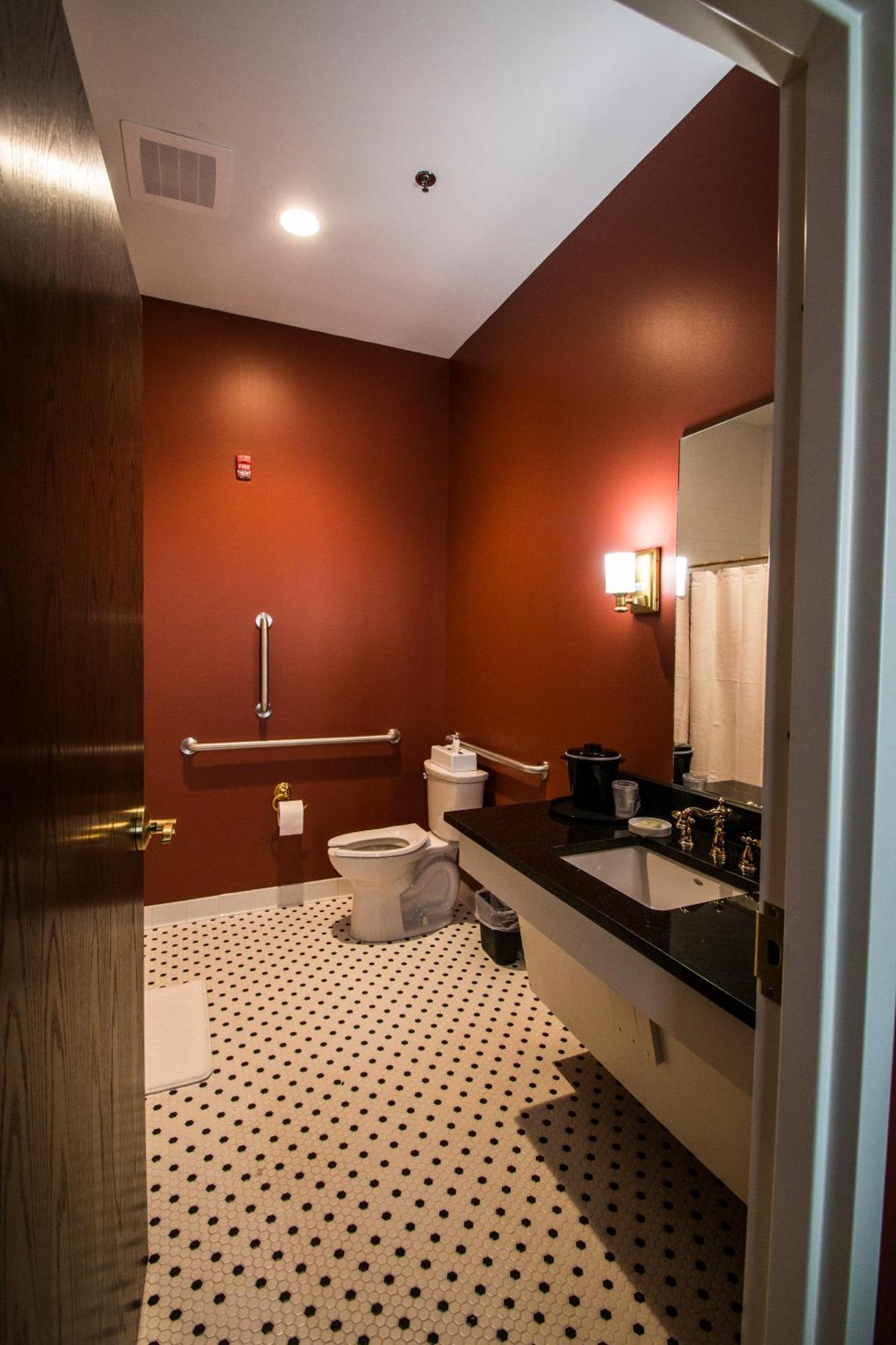 Meadows Hotel Fulton Room photo